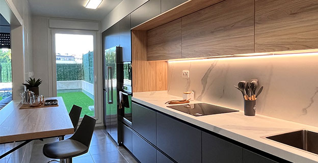 Cocina Gris Antracita en Agirreondo Bidea