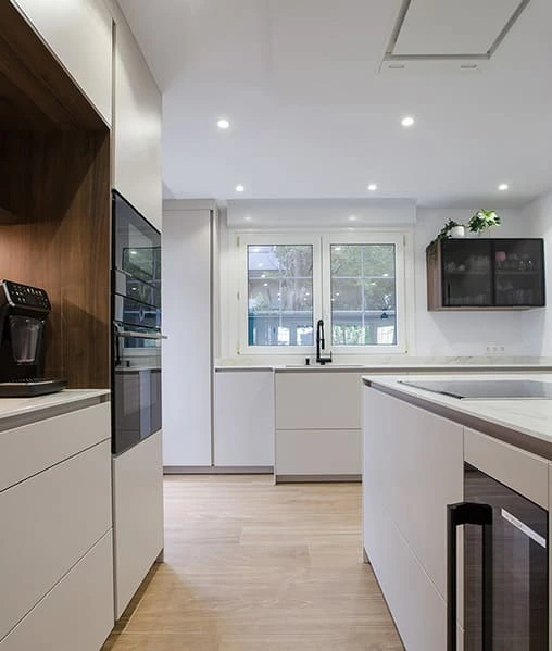 Cocina Cashmere y Nogal